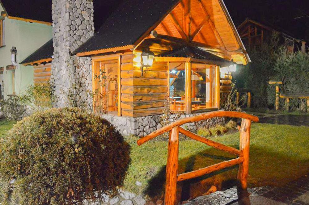 Hosteria Traunco Villa La Angostura Exterior photo