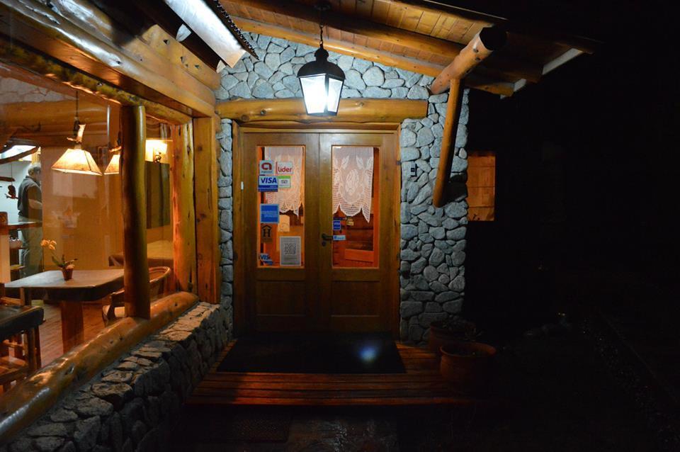 Hosteria Traunco Villa La Angostura Exterior photo